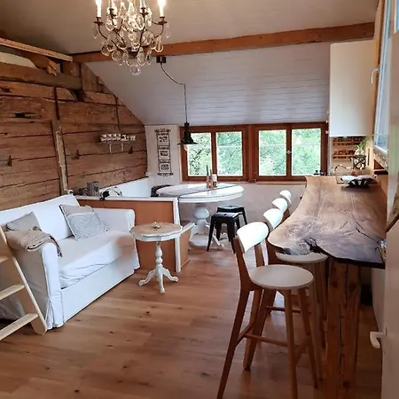 Chic Mit Whirlpool *